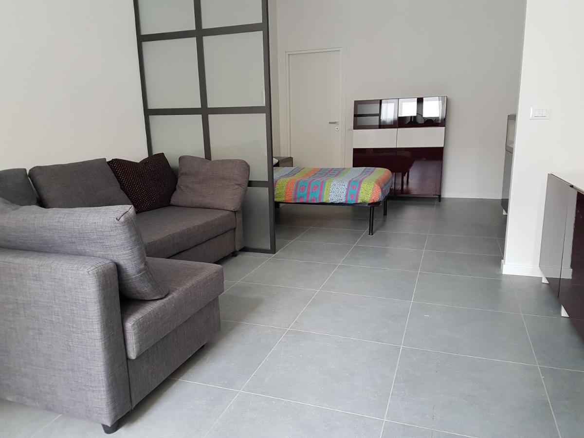 Loft Centrale Milan Bagian luar foto